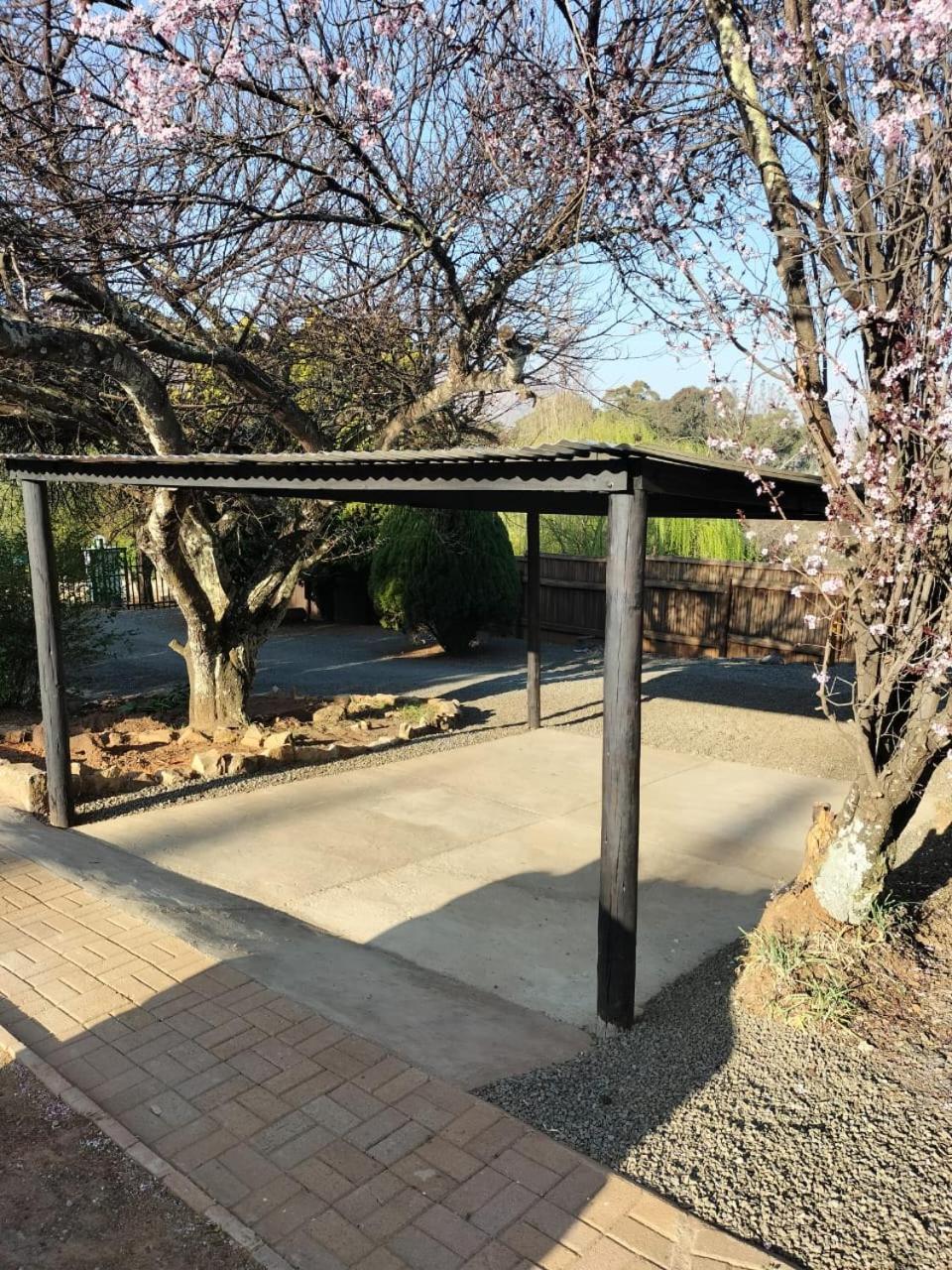 Clarens On Collett Vila Exterior foto